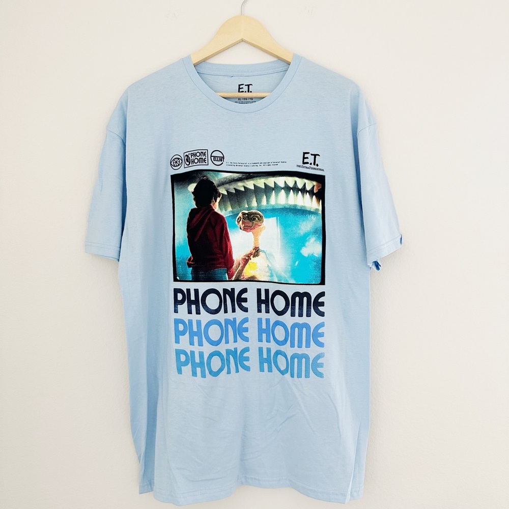 NEW ET Extraterrestrial Graphic Tee